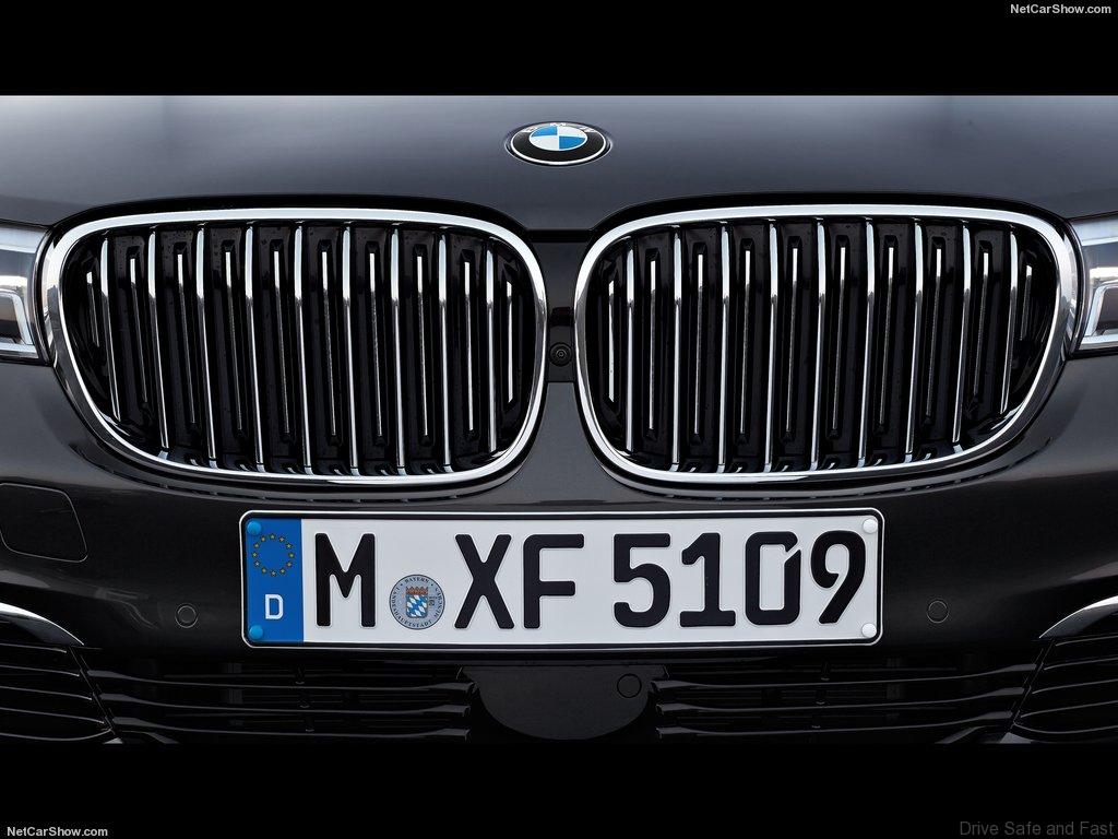 BMW-7-Series_2016_1024x768_wallpaper_60