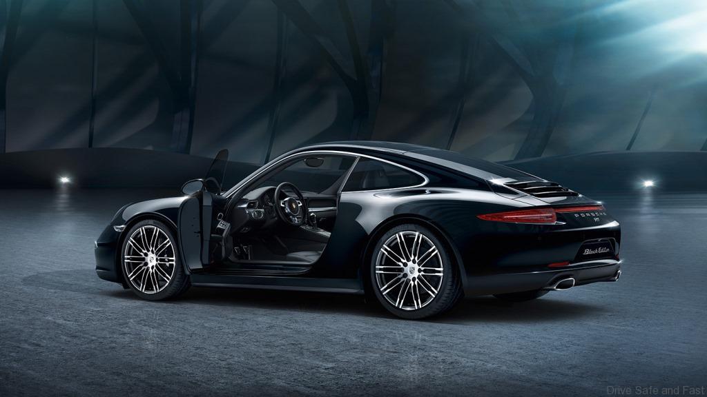 Porsche-911-Black-Edition-14