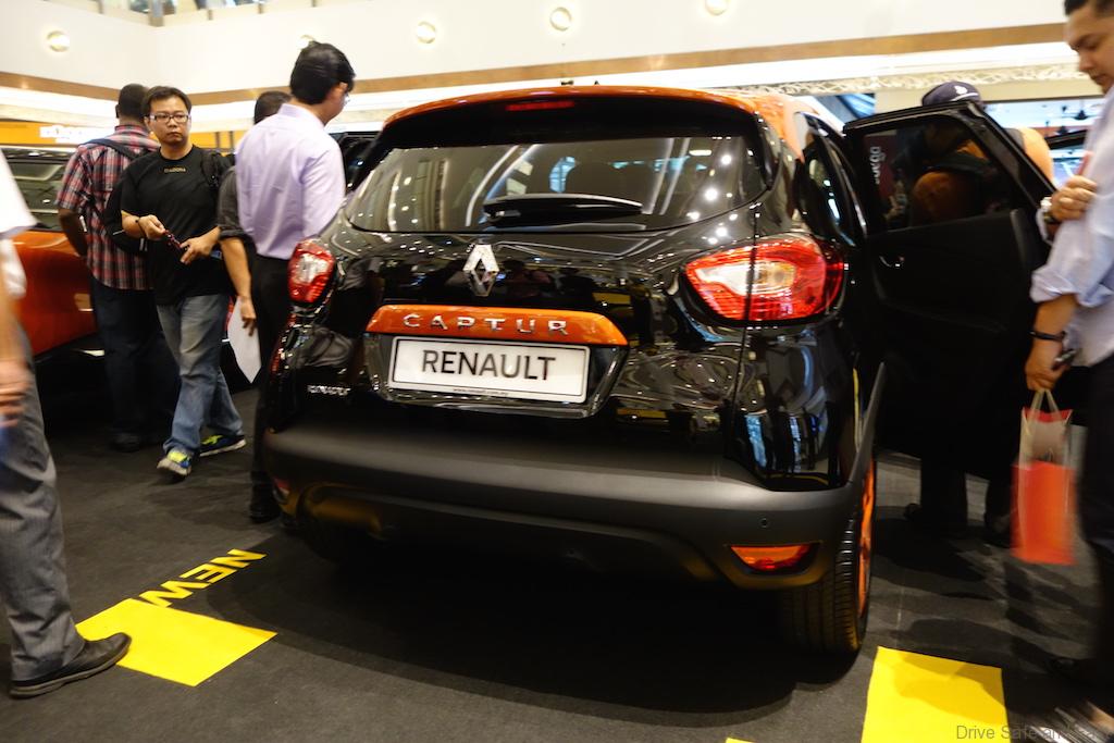 Renault-Captur-Rear
