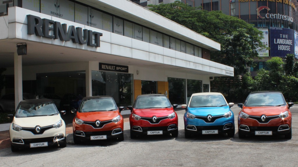 The full line-up of Renault Captur variants joining the GoCar fleet