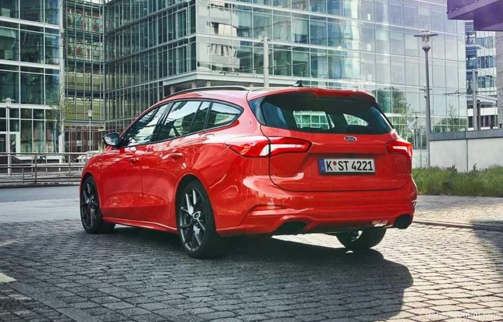 2019-ford-focus-st-wagon (4)