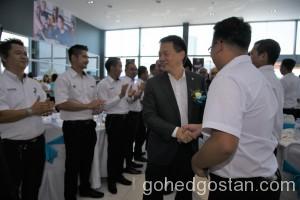 Dr Li Chunrong (CEO of PROTON) greeting the staff